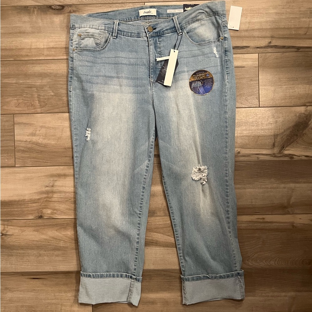 Angels Forever Straight Crop Jeans with Tummy Tech (sizes 18W 22W 24W)